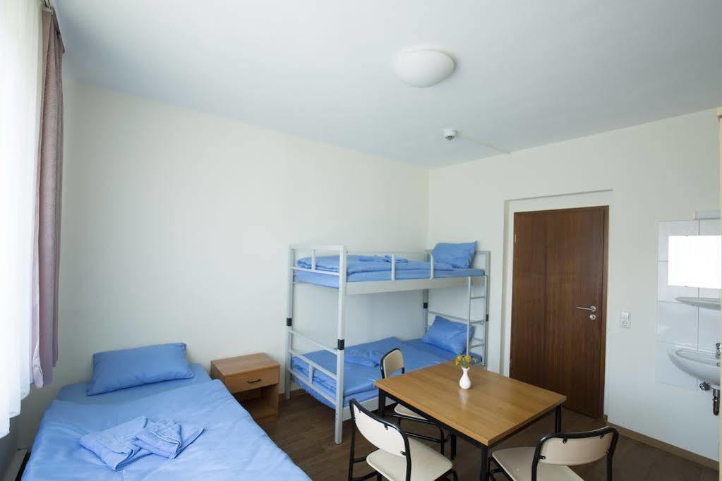 Big Reisehotel Wolfen Dış mekan fotoğraf